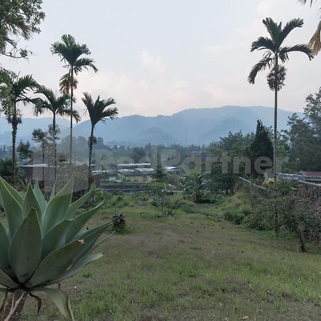 Bens Homestay Mitra Reddoorz Bogor Bagian luar foto
