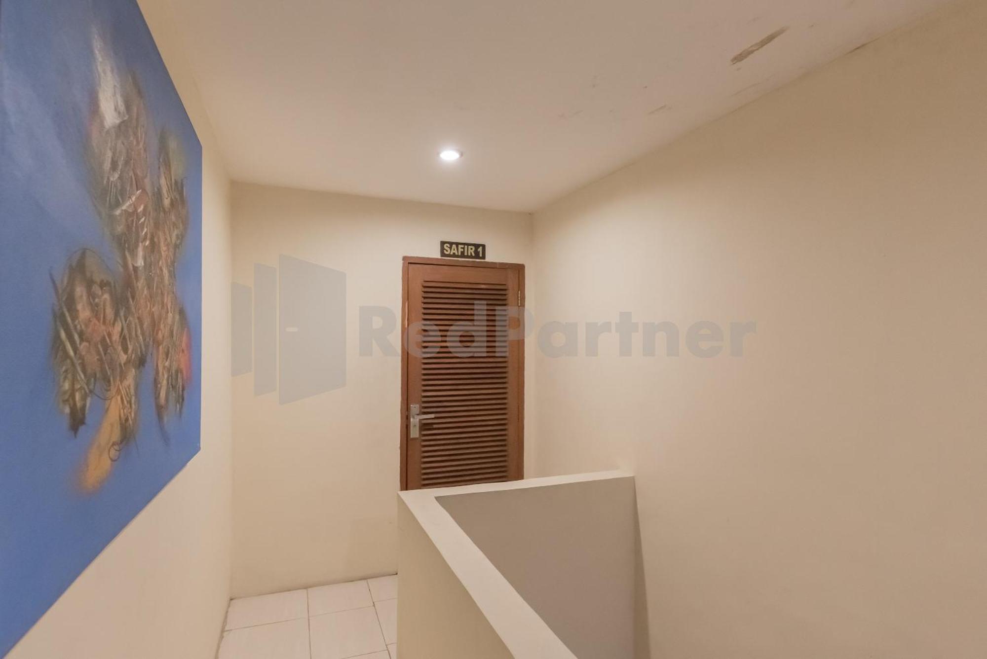 Bens Homestay Mitra Reddoorz Bogor Bagian luar foto